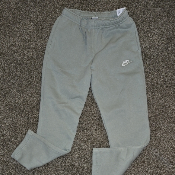 Nike Kids Light Gray Joggers - Picture 1 of 4